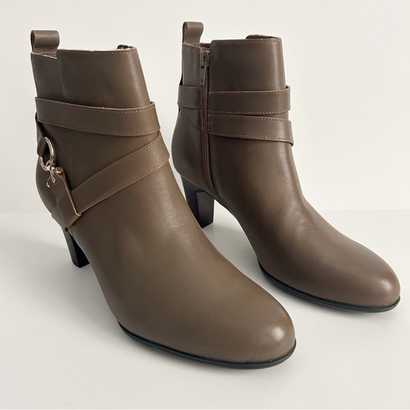 Abeo Valerie Leather Boots  | Size 8 - Picture 3 of 8